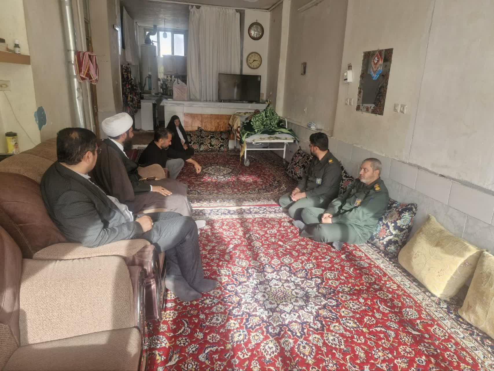 دیدار با خانواده شهید غلامرضا قدرتی